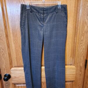 Women's Gray Plaid Straight Leg Pants New York & Company size 2 Tall